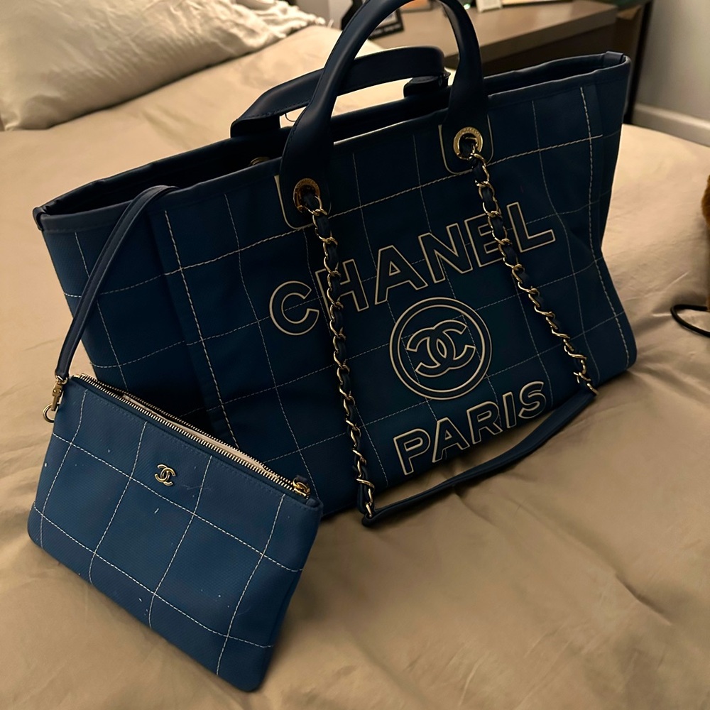 Chanel Deauville Large Tote with make up pouch included